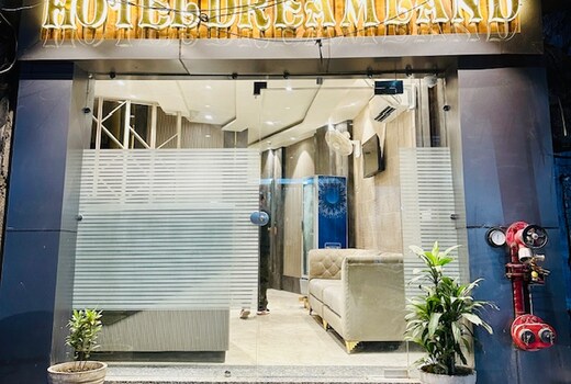 Hotel Dreamland 150 meters from Golden temple