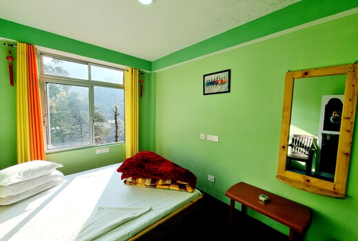 Neoravalley Homestay, Lava