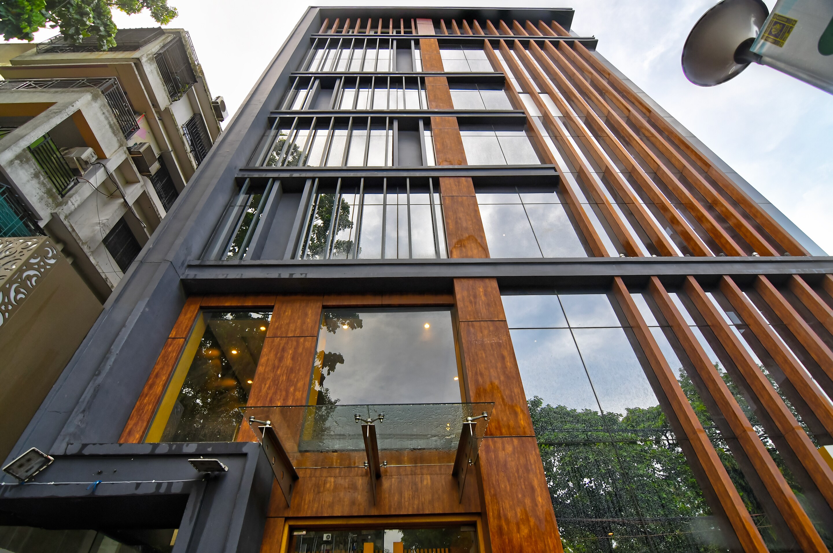 Kzar Corporate Hotel