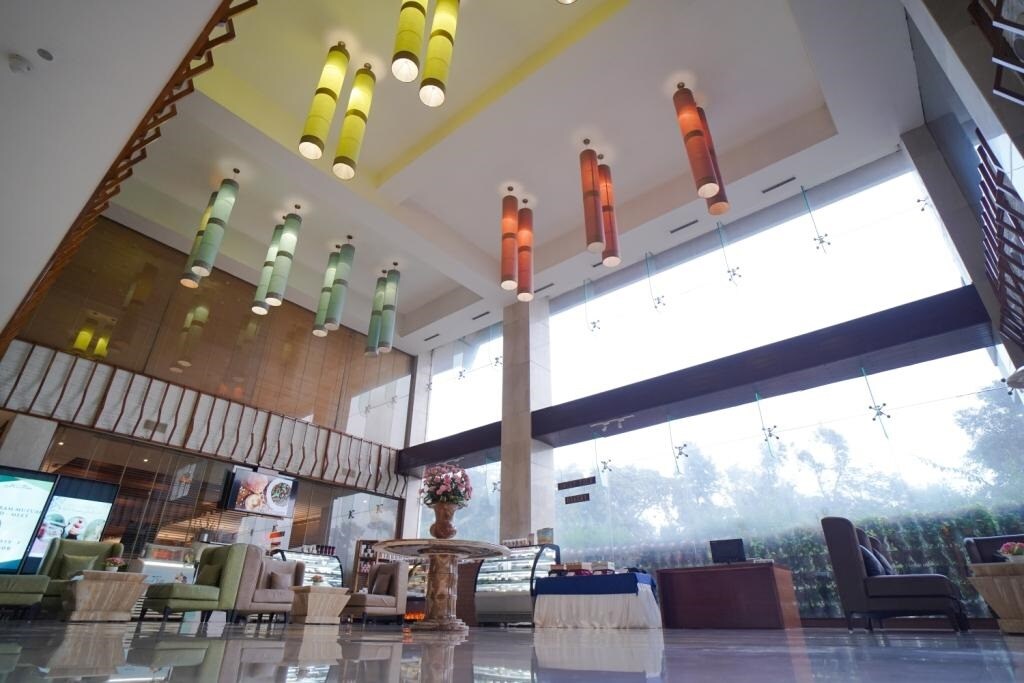Main gallery