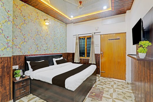 Hotel O Sunrise Ganga River View