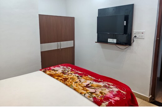 Hotel om shanti