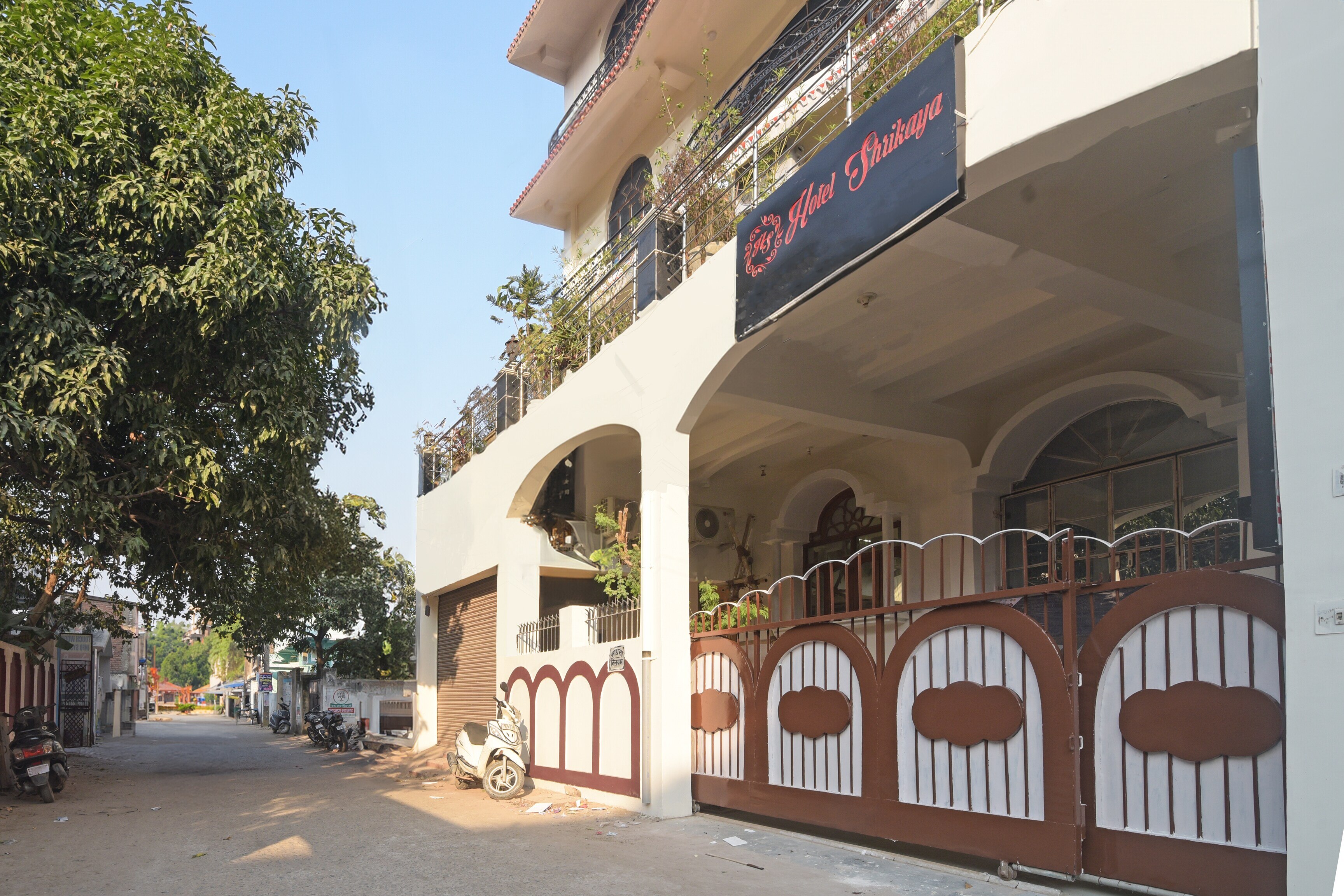 HOTEL SHRIKAYA