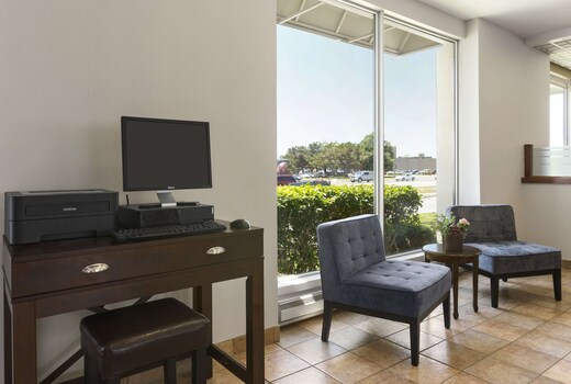 Days Inn by Wyndham London
