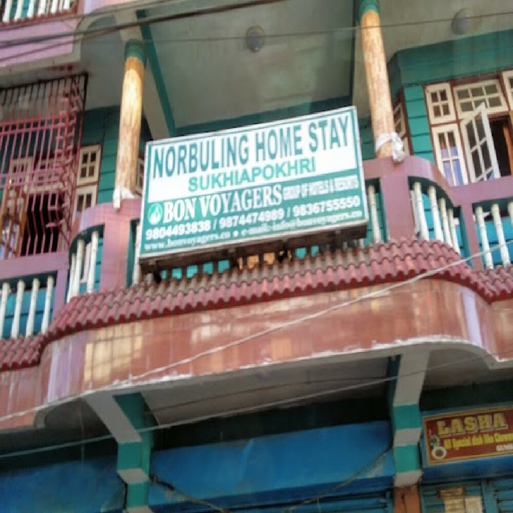 Norbuling homestay