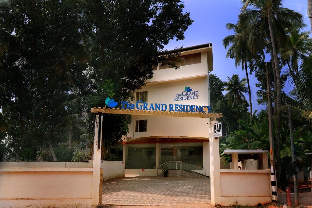The Grand Residency