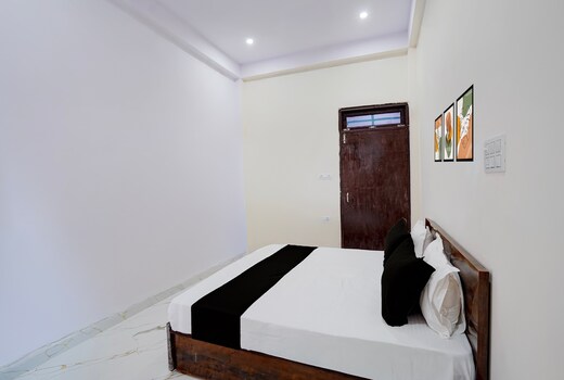 Hotel O MB Inn