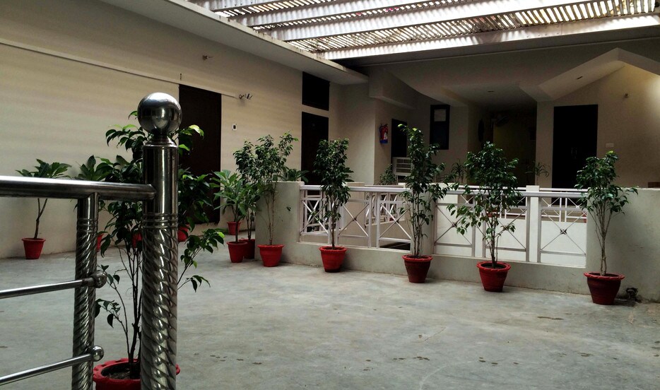 SANTOSH HOTEL
