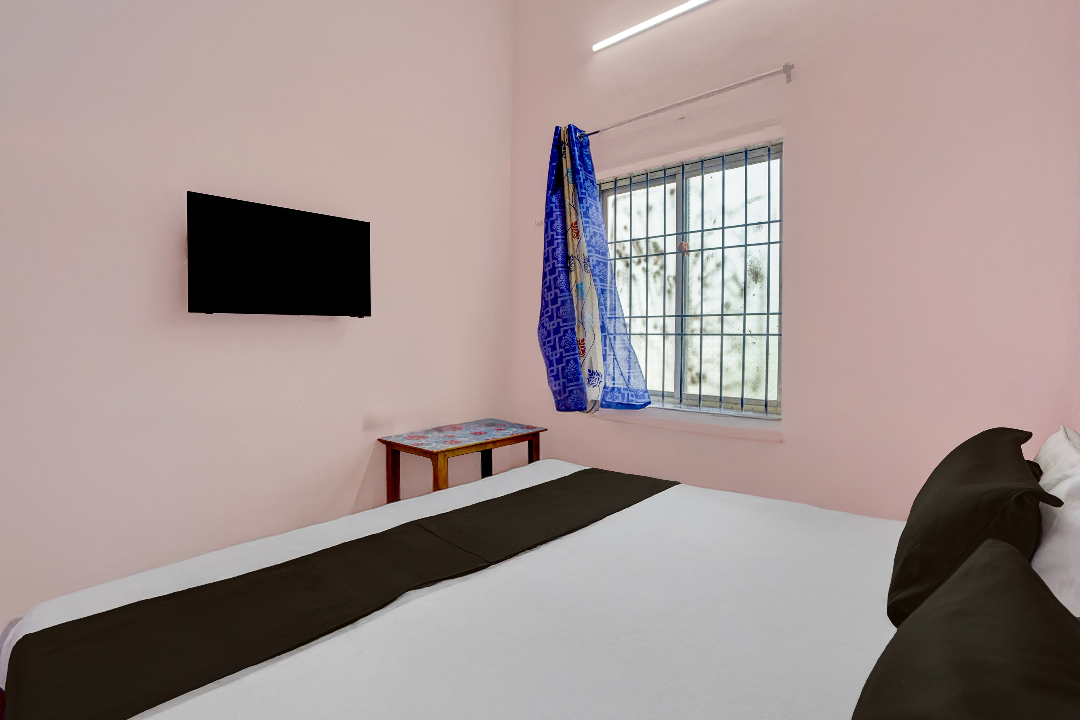 Hotel O by OYO Royal Stay