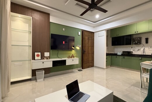 Zova AC 5 min Koramangala 10 min MG road