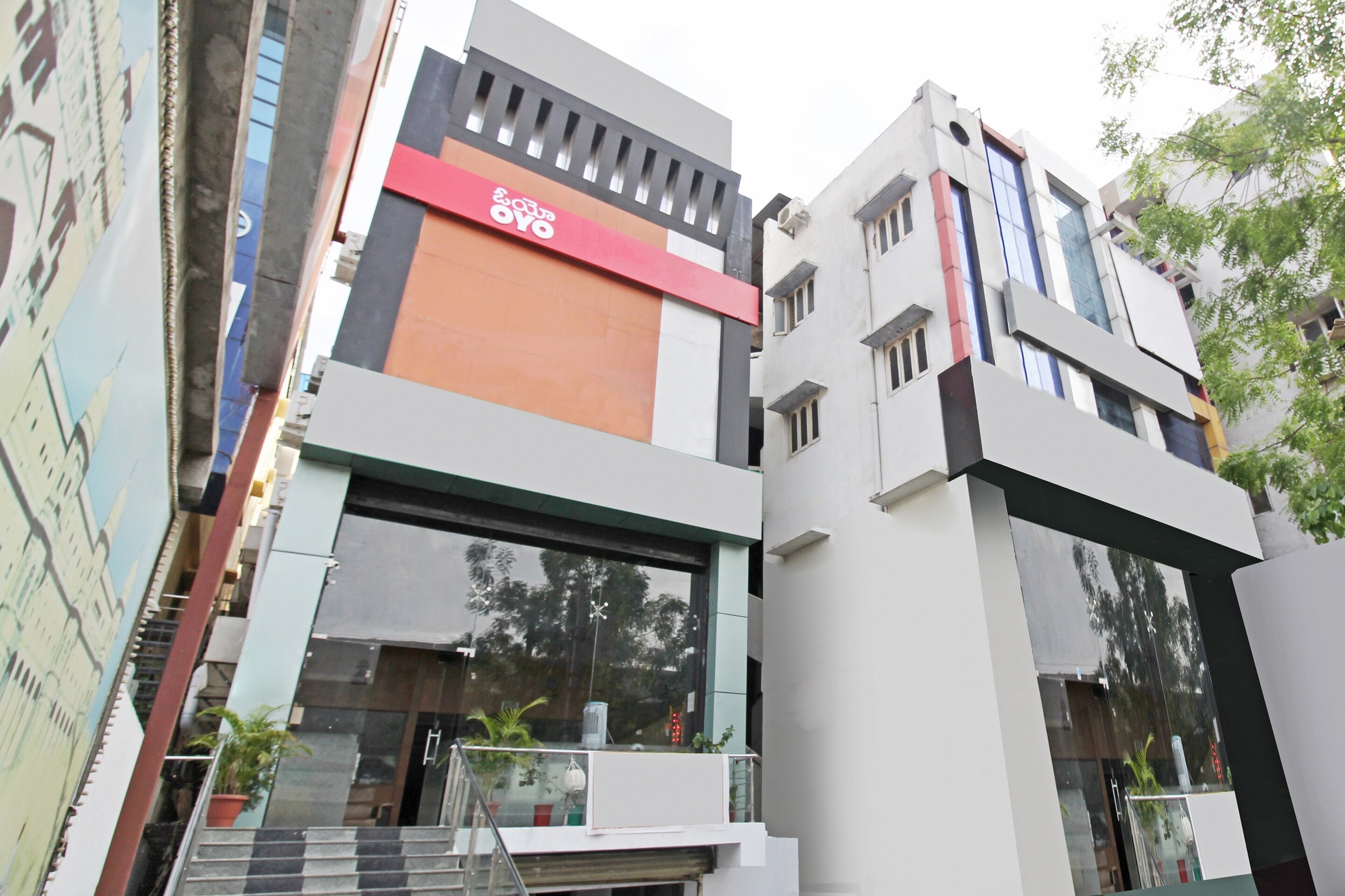 Hotel O Raichandani