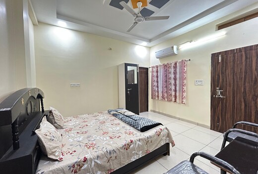 Shri somaay homestay