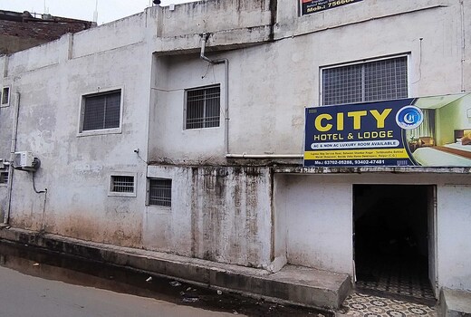 Hotel O City Hotel & Lodge