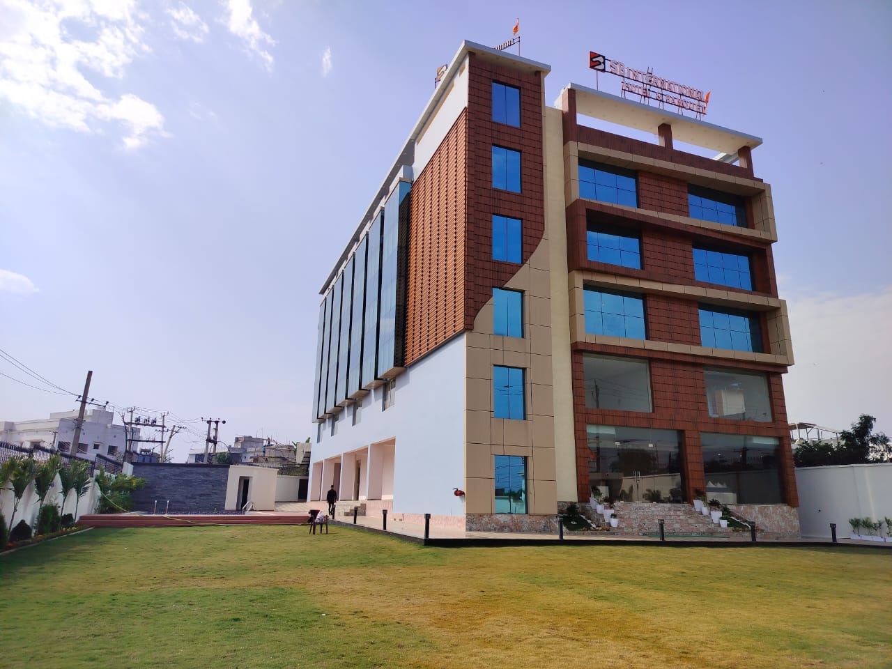 S B International Hotel and Banquet