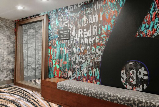 Hampton Inn & Suites Austin - Downtown / Convention Center