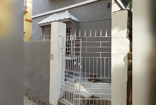 Apartment near Japan consulate