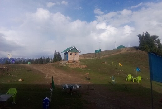 Razdhanpass Guest House