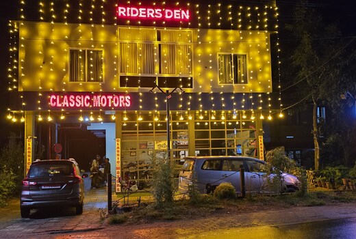 Riders Den