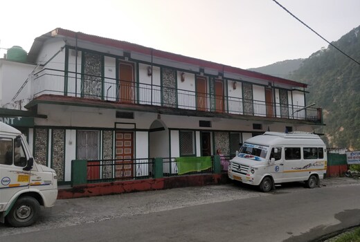 HOTEL MANKAMESHWAR