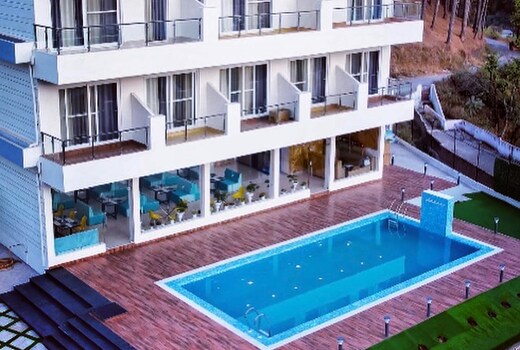 Sun And Water Resort