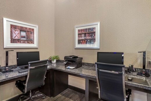 Best Western Plus Lake Jackson Inn & Suites