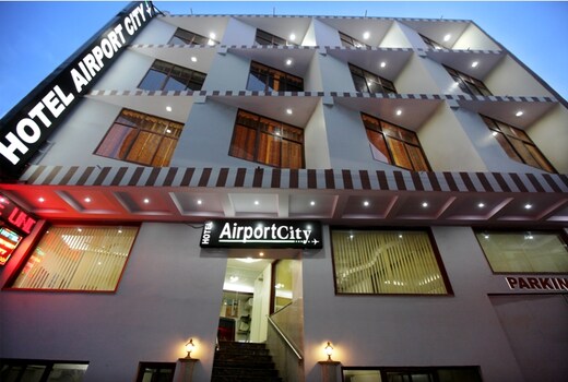 Hotel Airport City