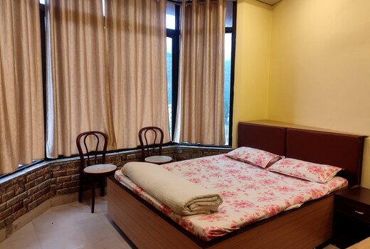 Golden Peak Bed & Breakfast
