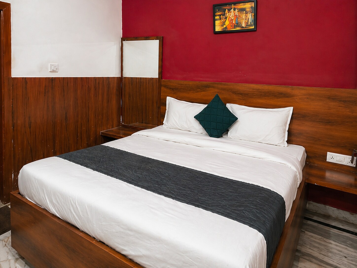 Hotel Rudra I Affordable Rooms