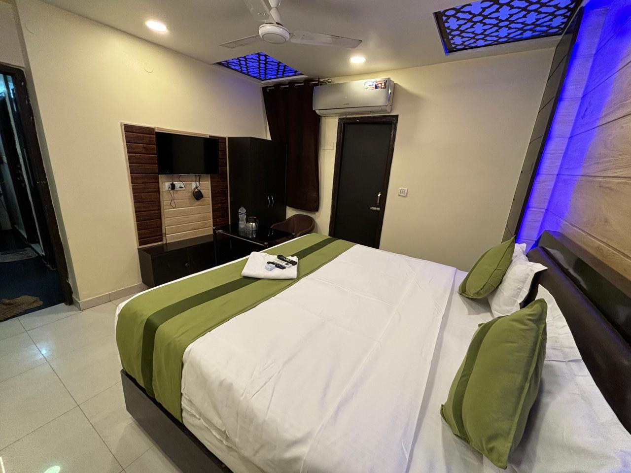 Hotel Richa Grand Inn
