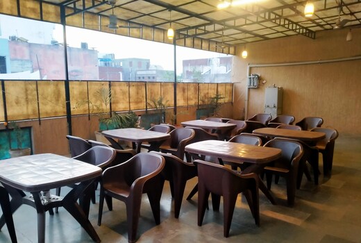 Hotel Holy City