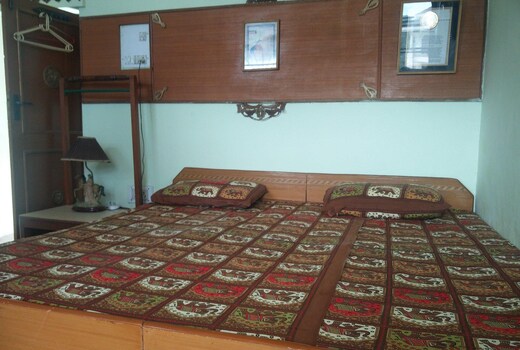 Vidhya Niwas Home Retreat- Rooms