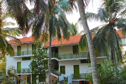 Aanandakosha Ayurveda Retreat