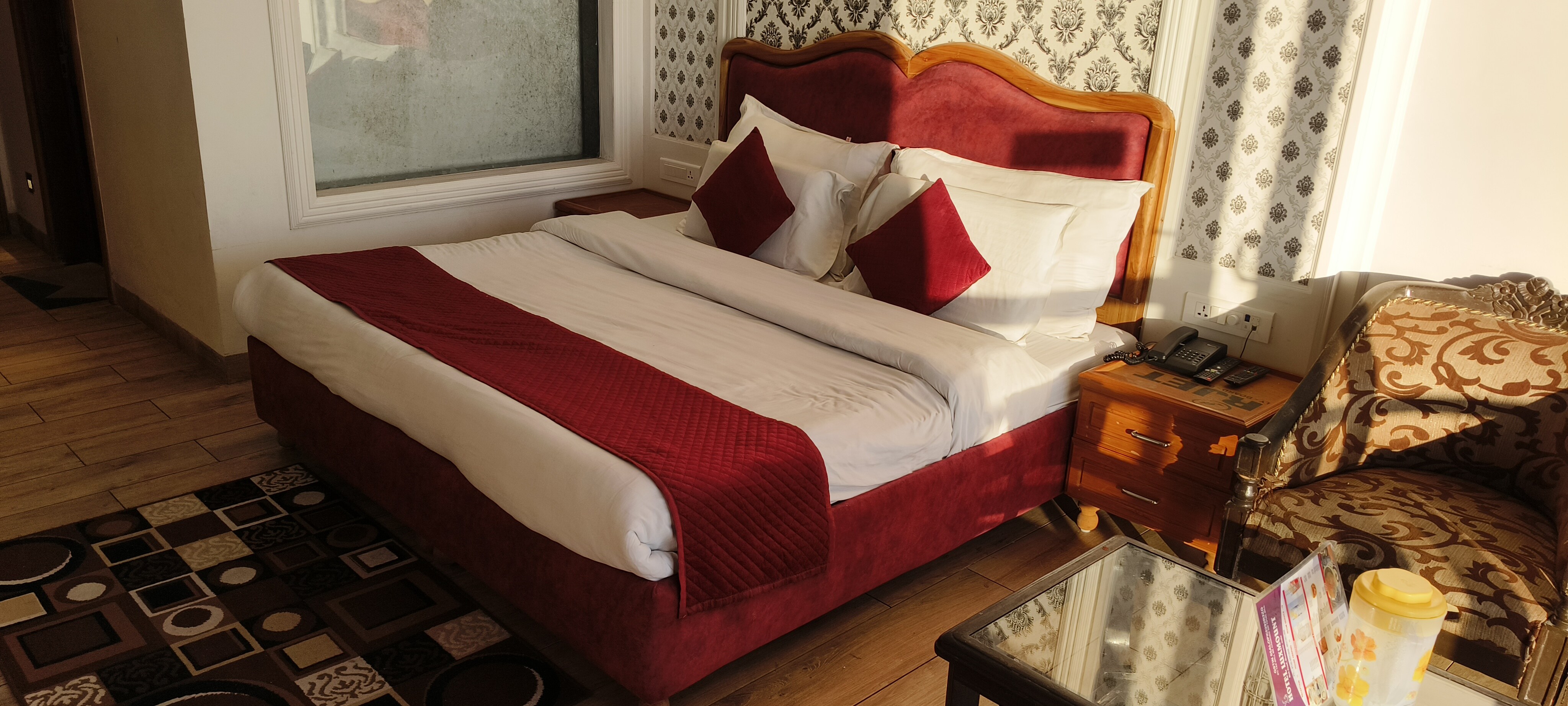 Hotel Luxmount