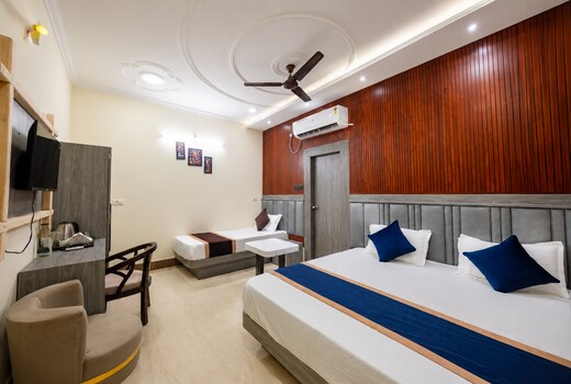 Cozy Home Stay Premium Apartment