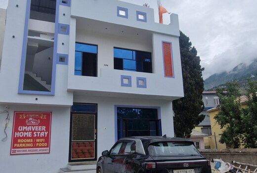 Umaveer Homestay
