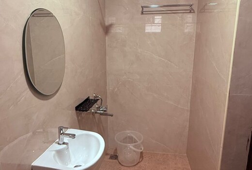 Le HAPPY RESIDENCY ASHOK NAGAR CHENNAI