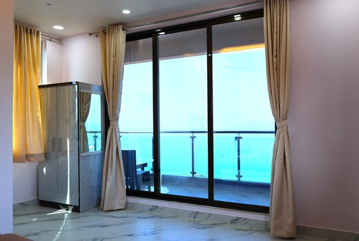 Sea Eagle Homestay Coastal Retreat Deluxe