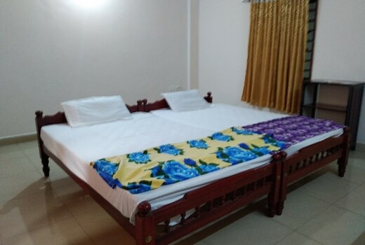 SPOT ON Sana Tourist Home