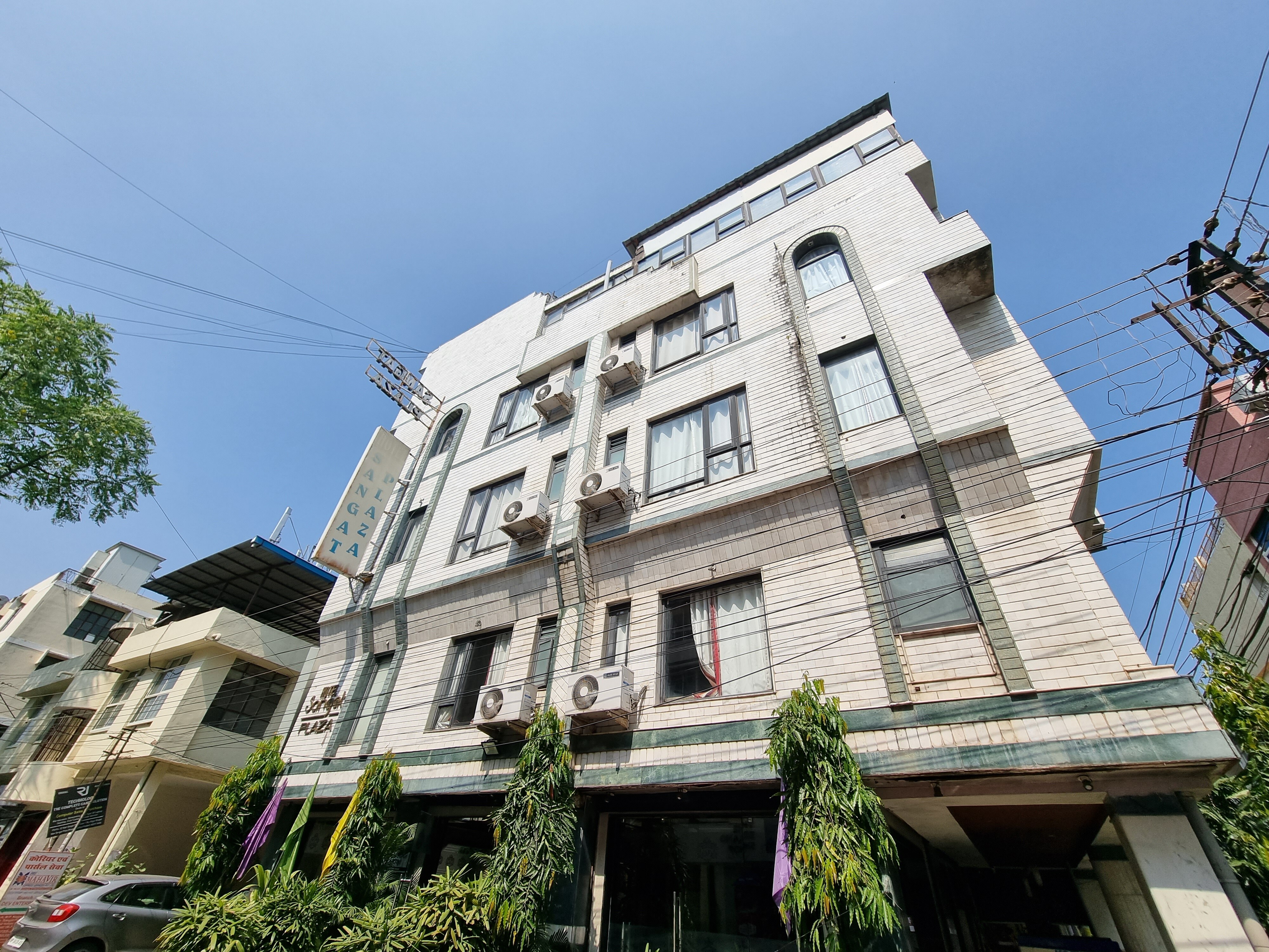 Hotel Sangat Plaza