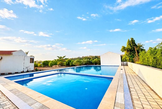 Vanray Resort