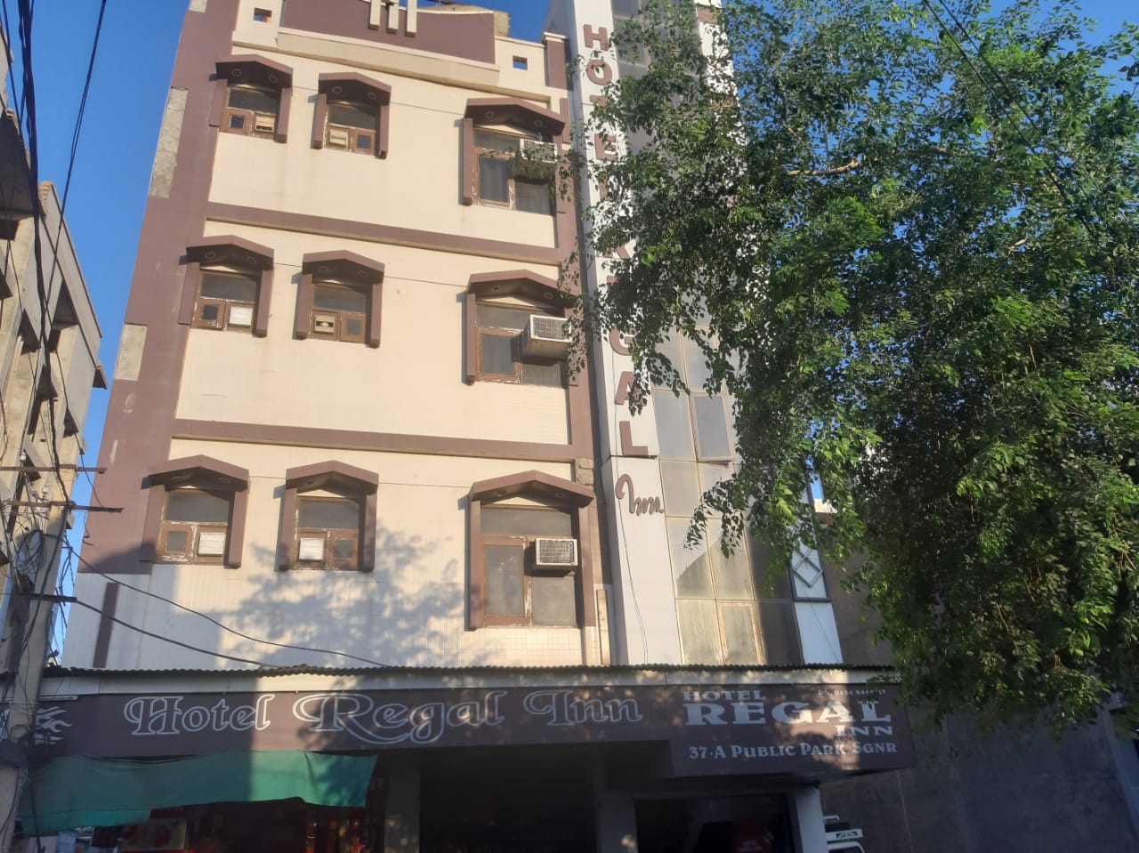 Hotel Regal Inn