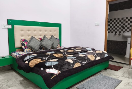 S. BHARDWAJ HOME SATY