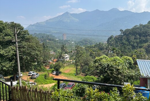 Hill View Rooms