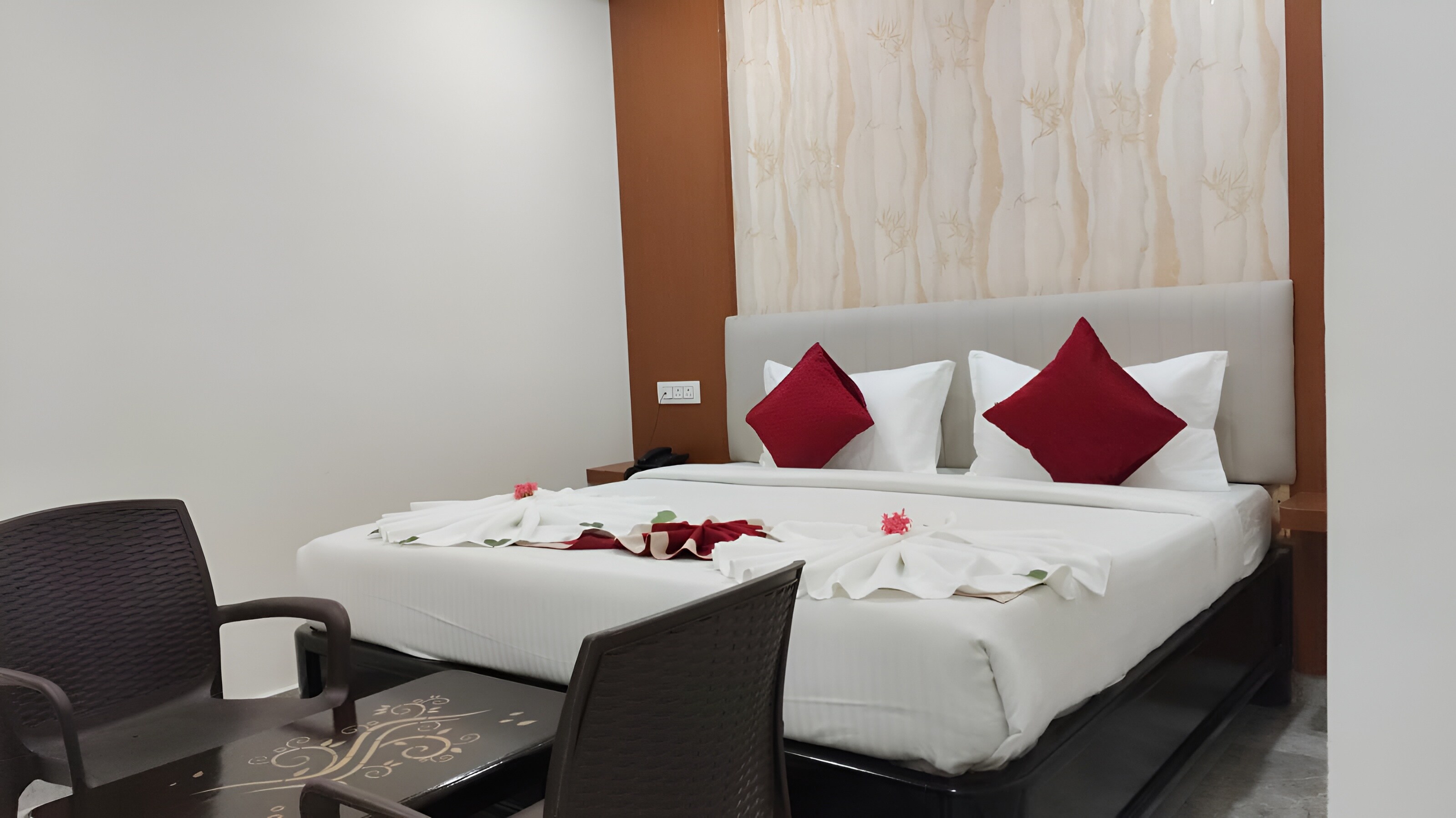 Hotel Lotus Grand