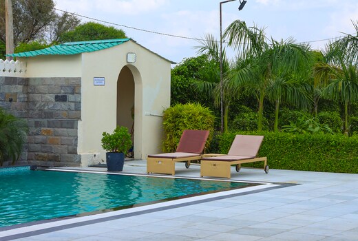 5 BHK Farmhouse with Pool, Billiards and TT Table