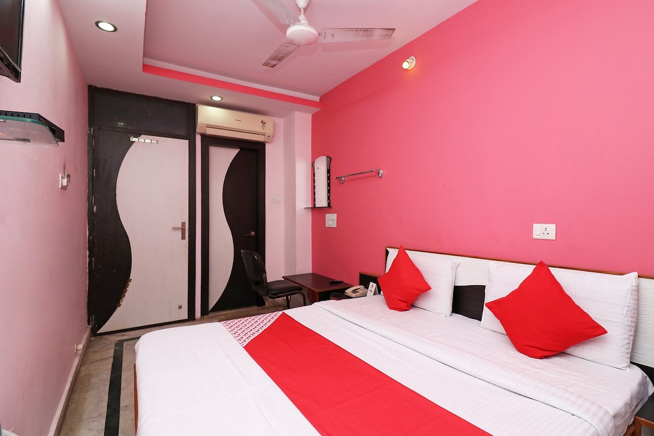 Hotel Shah Palace