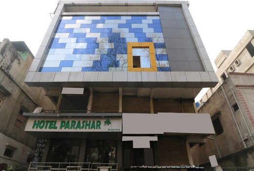 Hotel Parashar Check In