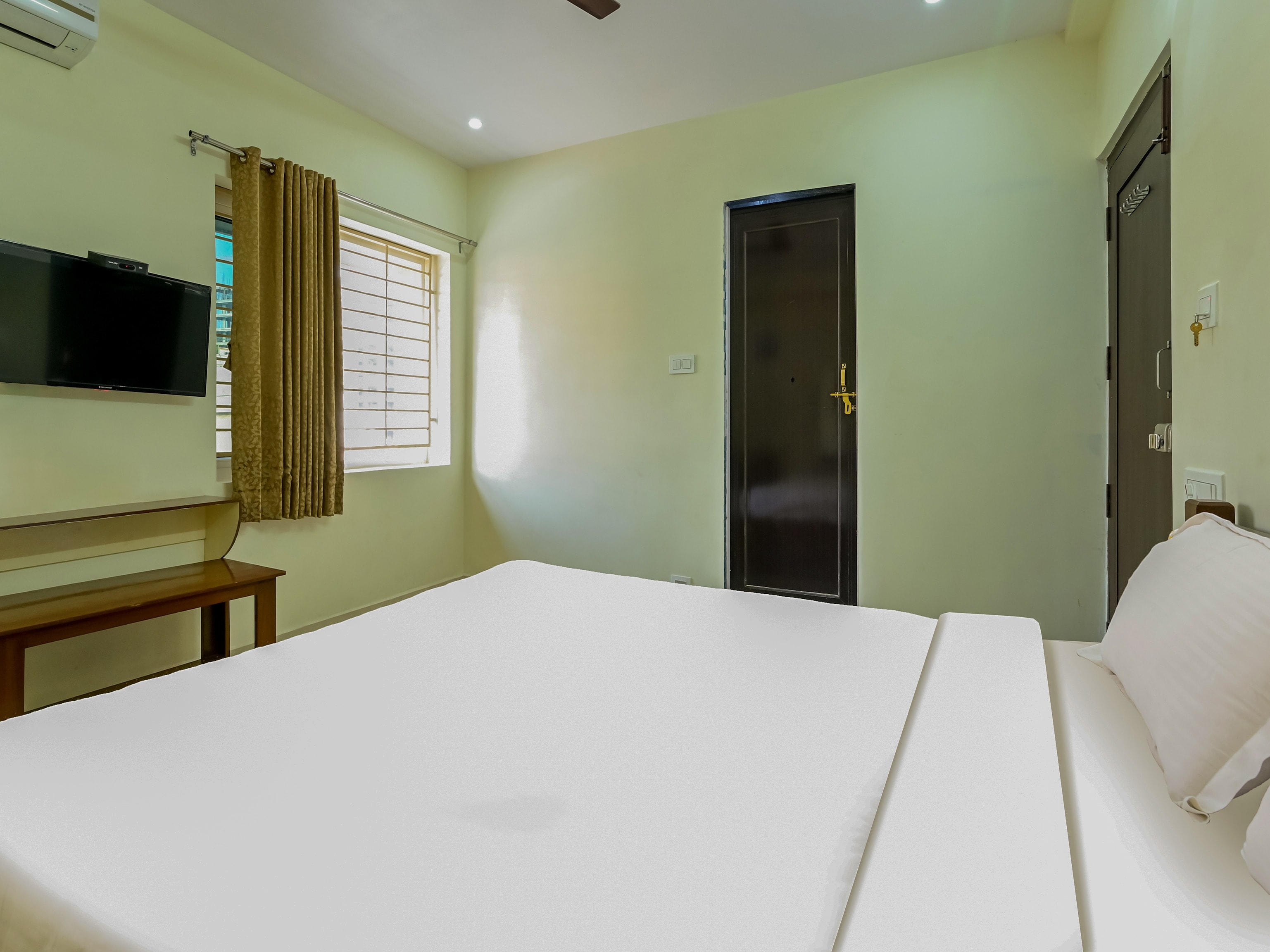 Hotel O Sri Krishna Eden