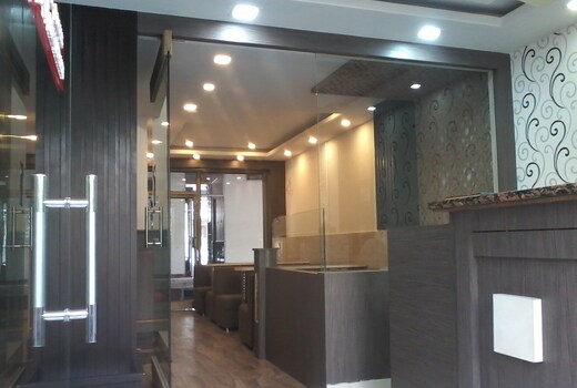 HOTEL NEW ABHINEET PALACE