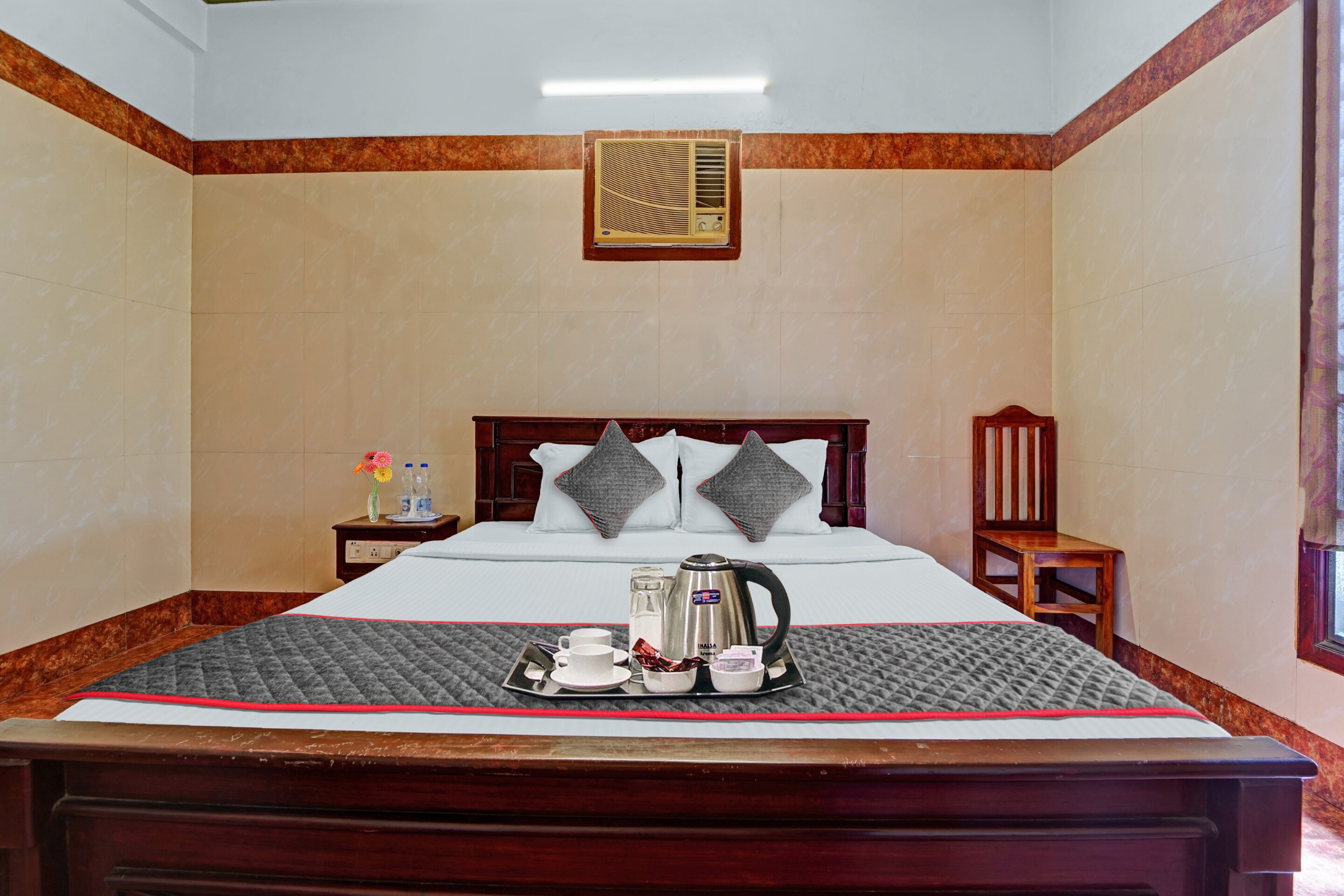 Hotel O Sasti Inn